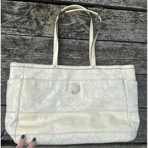 Coach Madison Maggie Ivory Patent Leather Signature Tote Bag F19256